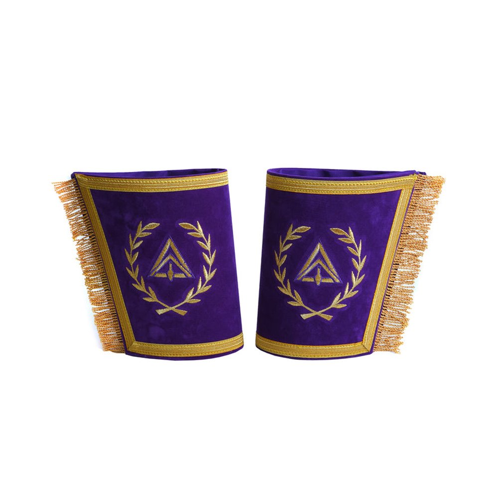 Gauntlets & Cuffs / Royal & Select Masters Gauntlets & Cuffs