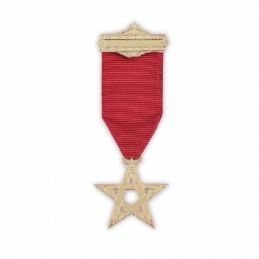 Excellent Master Allied Masonic Degrees Breast Jewel - Gold Plated With Ribbon